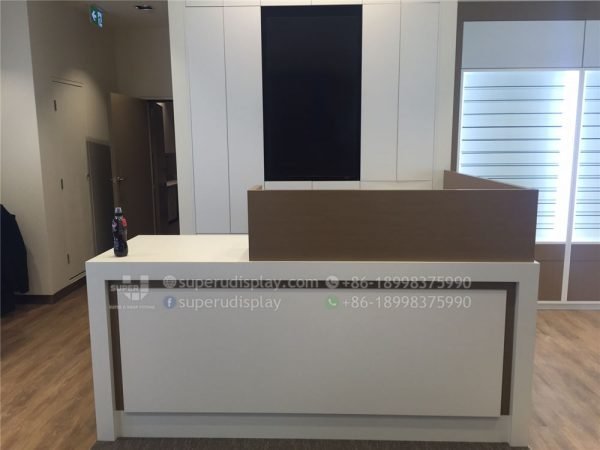 Retail Optical Shop Cashier Table - Image 4
