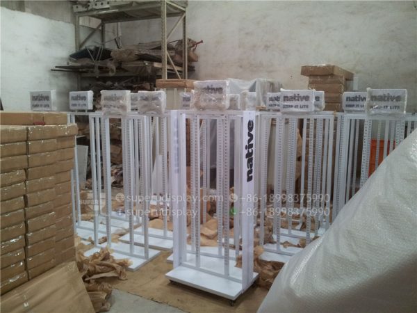 Floorstanding POS Metal Sandal Display Rack Gondola - Image 4