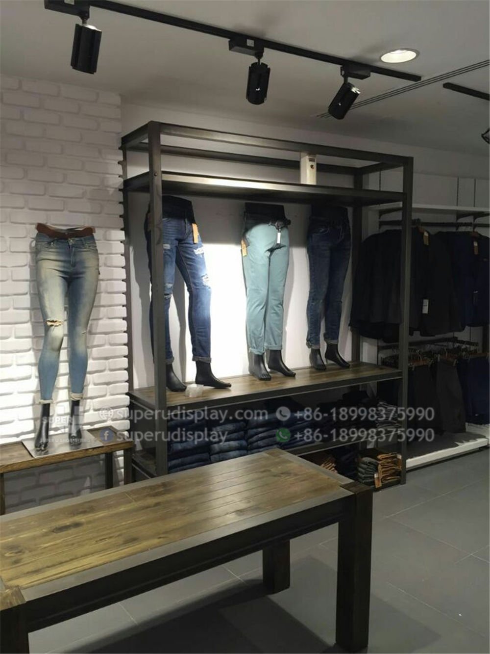 Unique Men's Clothing Shop Design